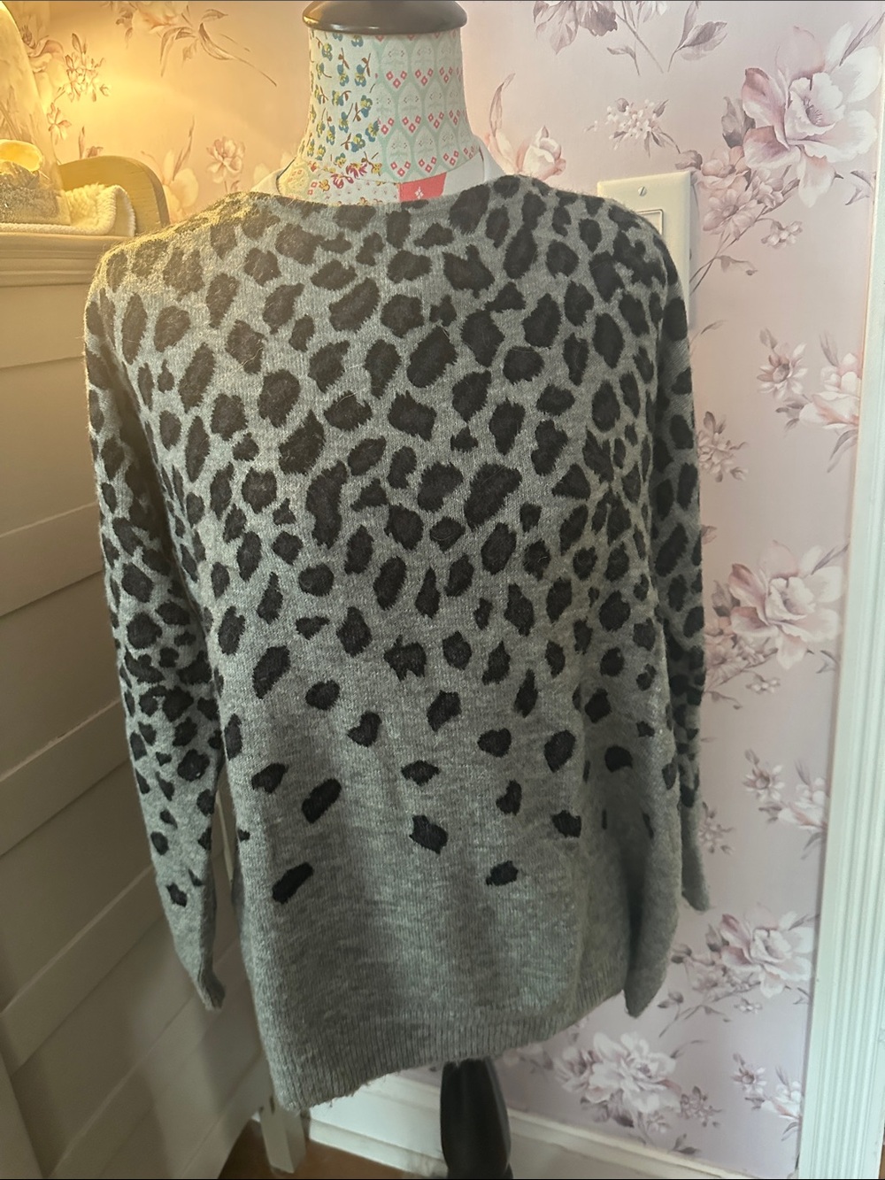 Women's Gray Leopard Print Crewneck Sweater